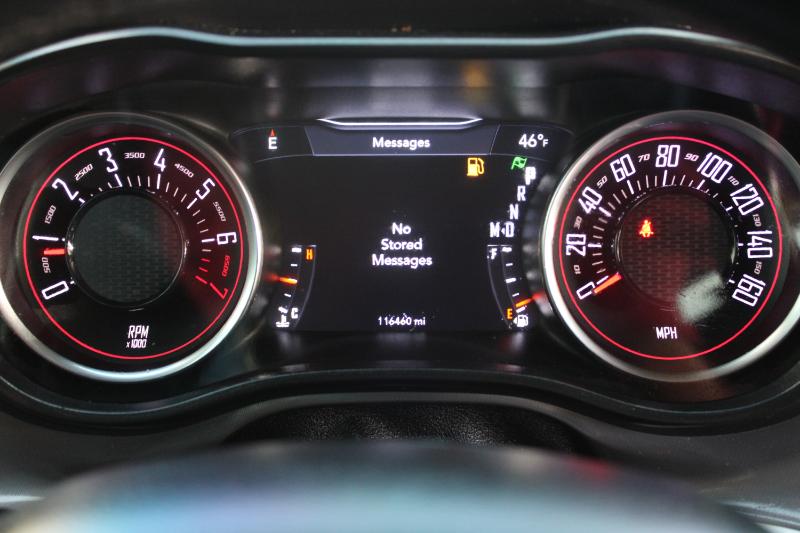 Dodge Challenger SXT RWD 2021