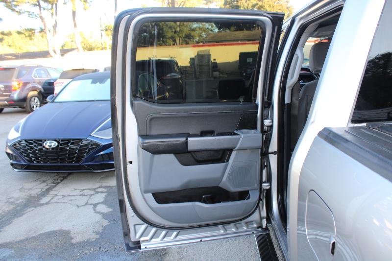 Ford F-150 XLT 2WD SuperCrew 5.5' Box 2022