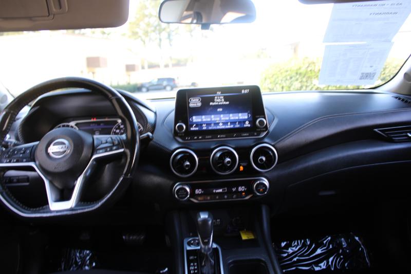 Nissan Sentra SV CVT 2021
