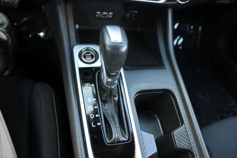 Nissan Sentra SV CVT 2021