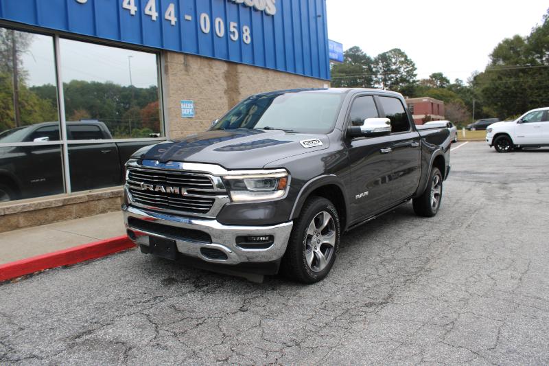 RAM 1500 Laramie 4x2 Crew Cab 5'7" Box 2019
