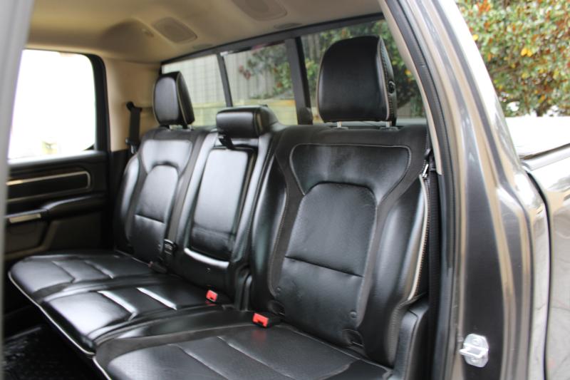 RAM 1500 Laramie 4x2 Crew Cab 5'7" Box 2019