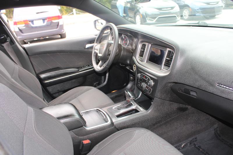 Dodge Charger SXT RWD 2019