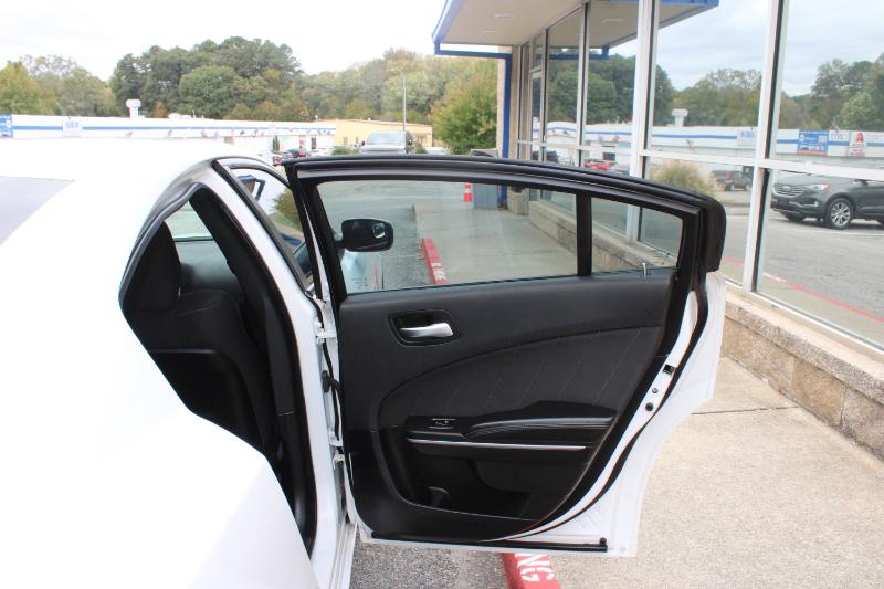 Dodge Charger SXT RWD 2019