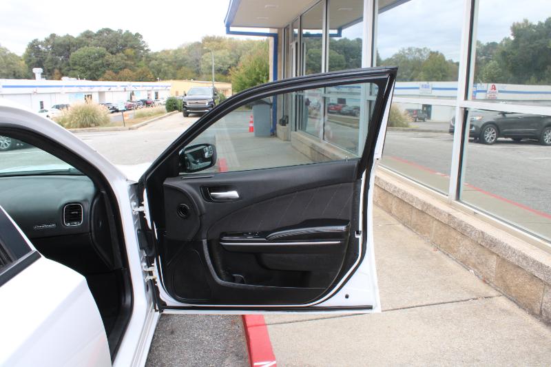 Dodge Charger SXT RWD 2019