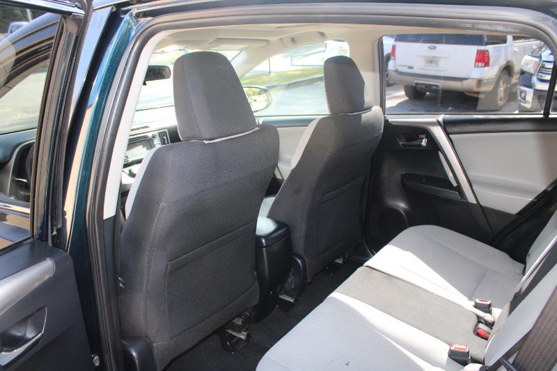 Toyota RAV4 Adventure AWD (Natl) 2018