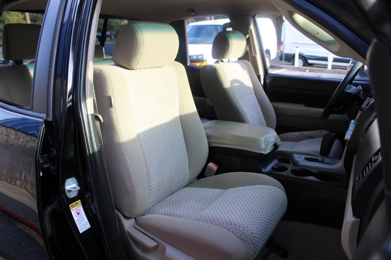 Toyota Tundra 2WD Double 145.7" 5.7L V8 SR5 (Natl 2007