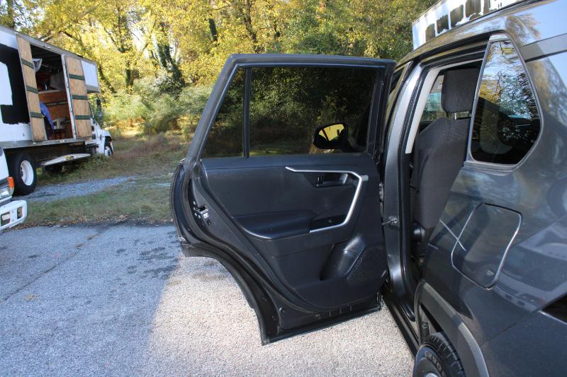 Toyota RAV4 Hybrid LE AWD (Natl) 2019