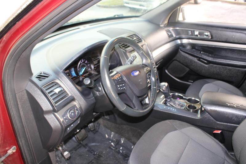 Ford Explorer XLT FWD 2018