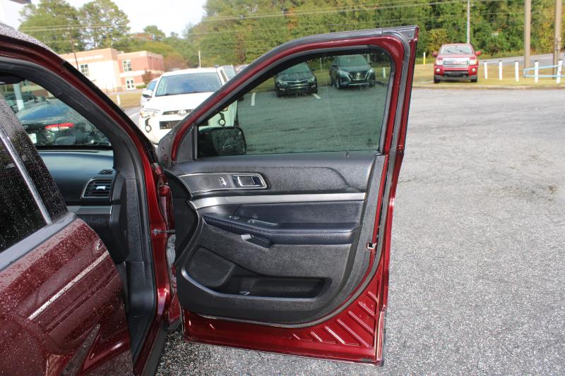 Ford Explorer XLT FWD 2018