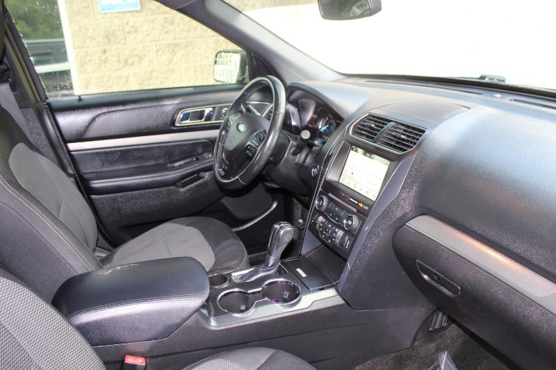 Ford Explorer XLT FWD 2018