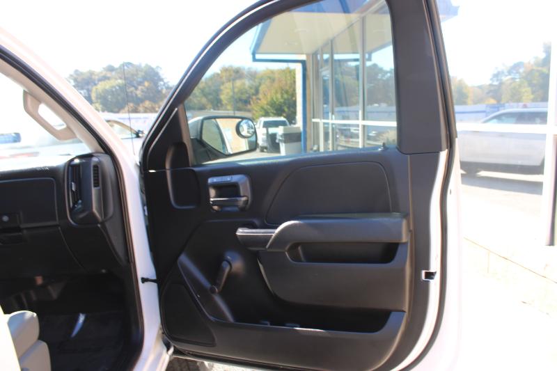 Chevrolet Silverado 1500 2WD Reg Cab 133.0" Work Truck 2018