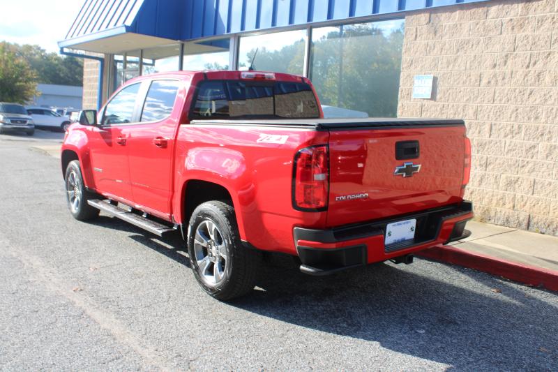 2017 Chevrolet Colorado Z71 photo 4