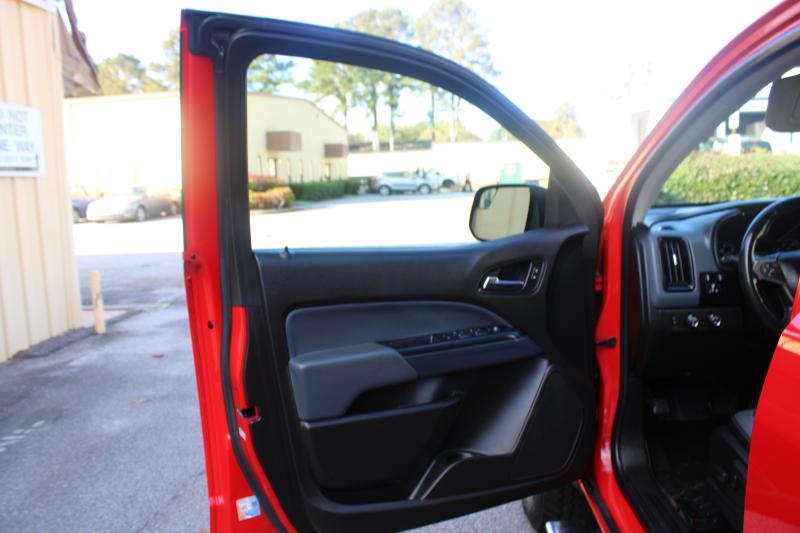 Chevrolet Colorado 4WD Crew Cab 128.3" Z71 2017