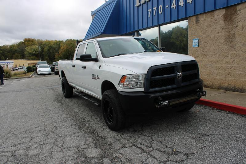 2018 RAM 2500 Tradesman 4x4 Crew Cab 8' Box