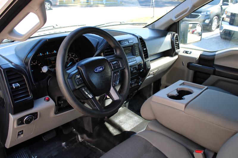 Ford F-150 XLT 2WD SuperCab 6.5' Box 2017