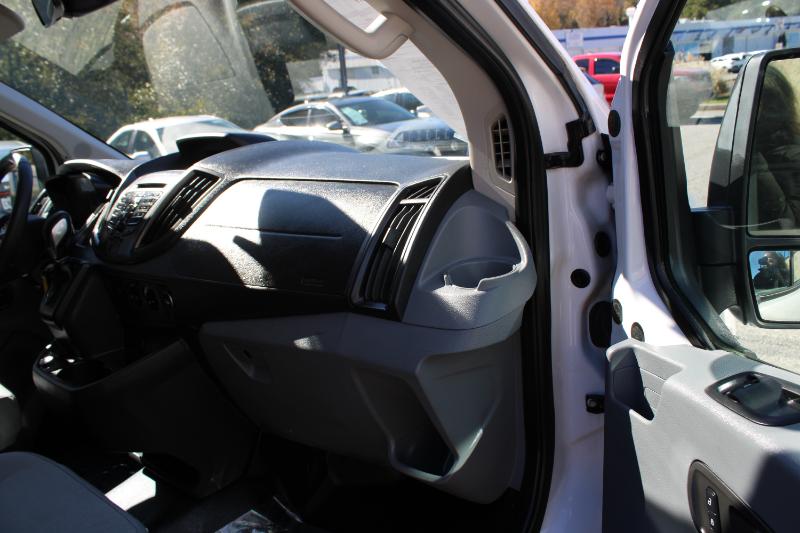 Ford Transit Van T-150 130" Low Rf 8600 GVWR Sliding RH Dr 2018