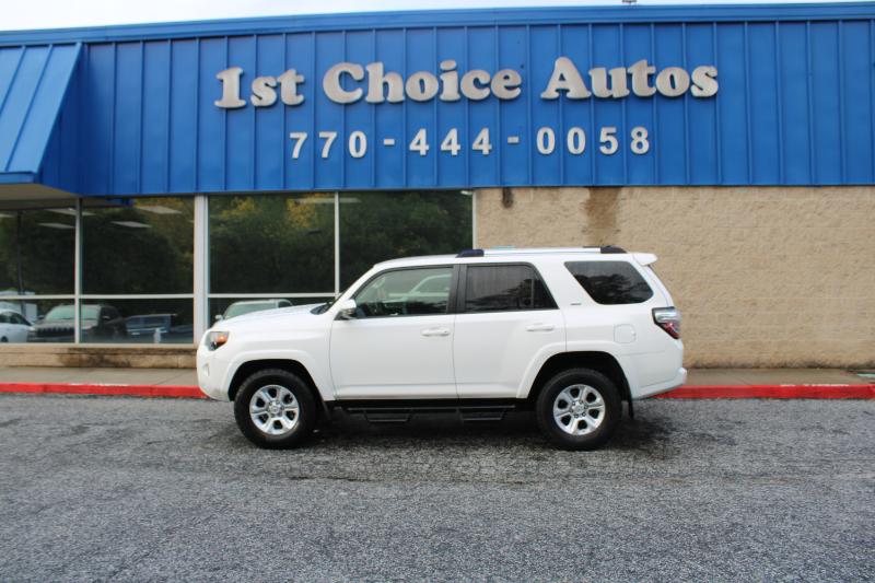 Toyota 4Runner SR5 4WD V6 2019