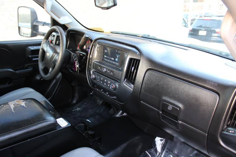 Chevrolet Silverado 3500HD 2WD Reg Cab 133.6" Work Truck 2016