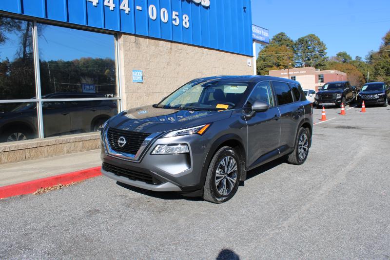 2023 Nissan Rogue SV photo 3