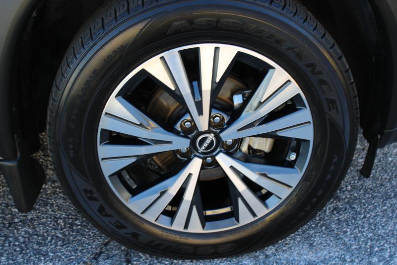 Nissan Rogue FWD SV 2023