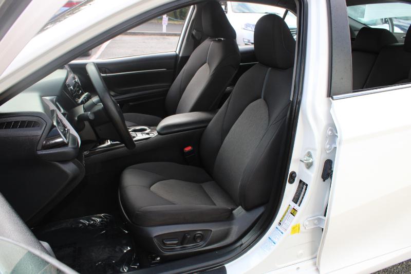 Toyota Camry LE Auto AWD (Natl) 2021