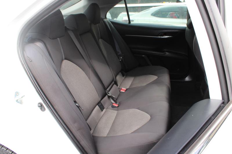 Toyota Camry LE Auto AWD (Natl) 2021