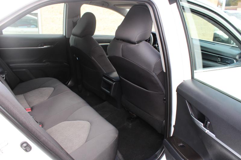 Toyota Camry LE Auto AWD (Natl) 2021