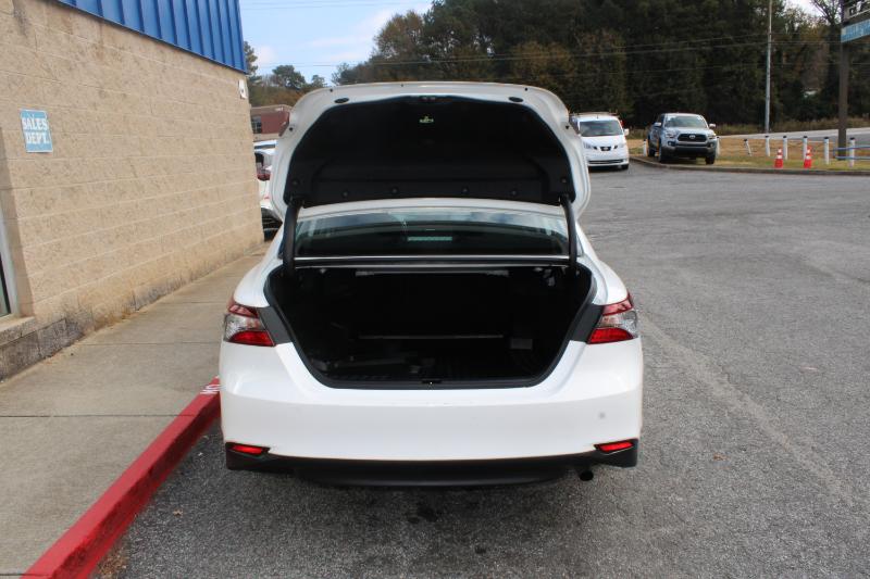 Toyota Camry LE Auto AWD (Natl) 2021