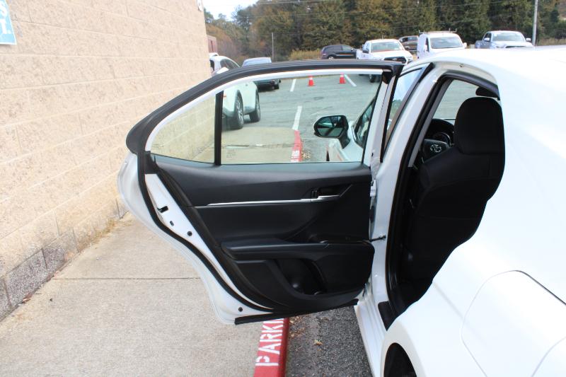 Toyota Camry LE Auto AWD (Natl) 2021