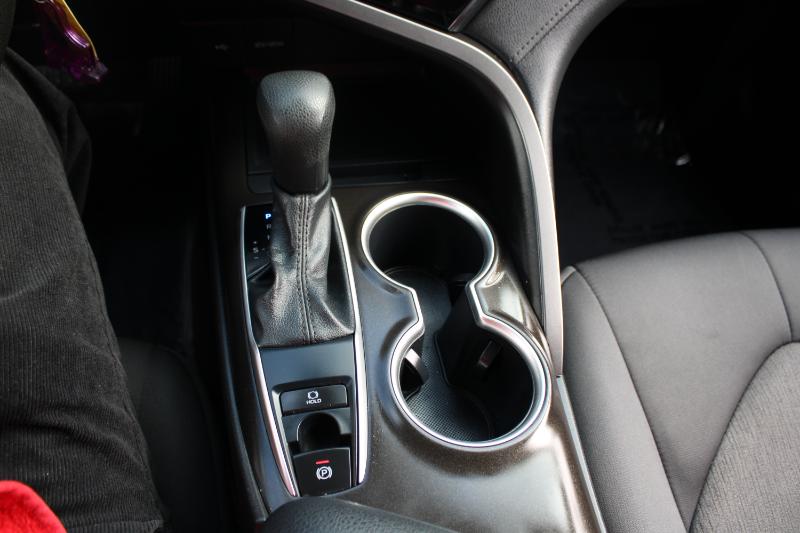 Toyota Camry LE Auto AWD (Natl) 2021