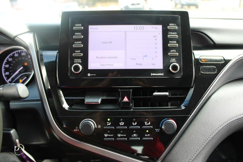 Toyota Camry LE Auto AWD (Natl) 2021