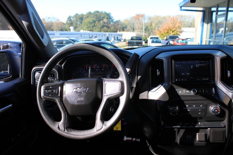 2019 Chevrolet Silverado 1500 Custom Trail Boss photo 3