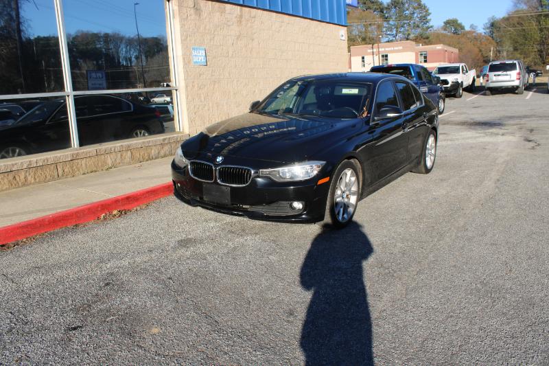 BMW 3 Series 4dr Sdn 320i RWD South Africa 2015