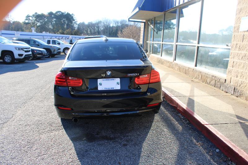 BMW 3 Series 4dr Sdn 320i RWD South Africa 2015