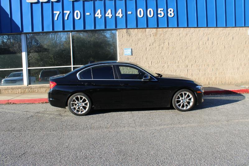 BMW 3 Series 4dr Sdn 320i RWD South Africa 2015