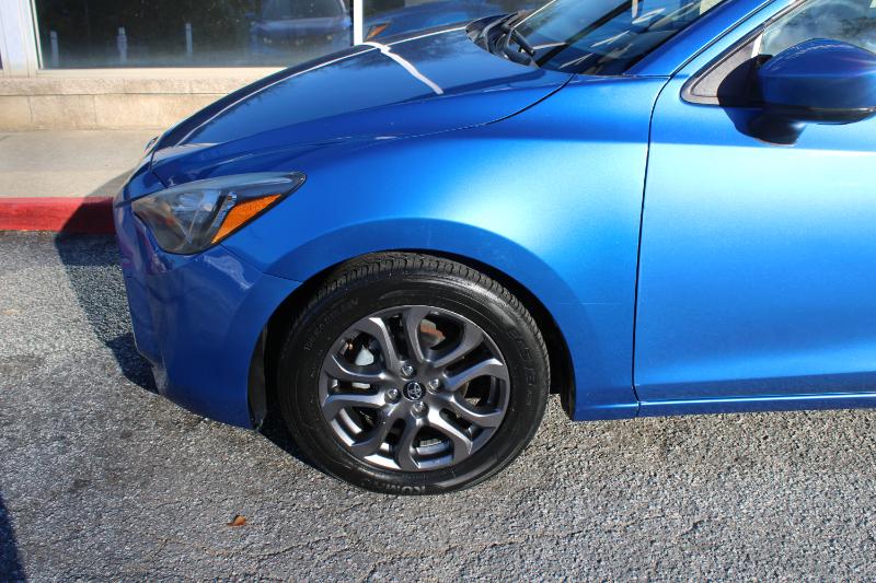 Toyota Yaris Sedan XLE Auto (Natl) 2019