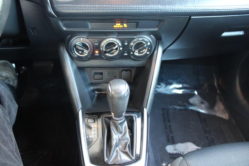 Toyota Yaris Sedan XLE Auto (Natl) 2019