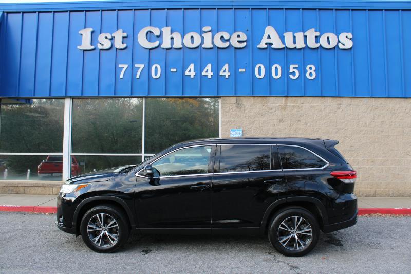 2019 Toyota Highlander LE Plus photo 2