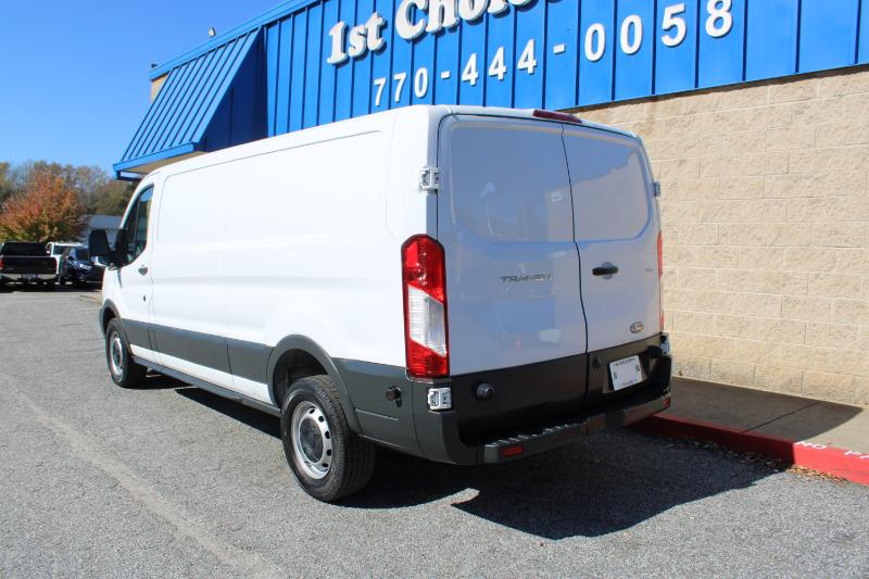 Ford Transit Van T-250 148" Low Rf 9000 GVWR Swing-Out RH Dr 2017