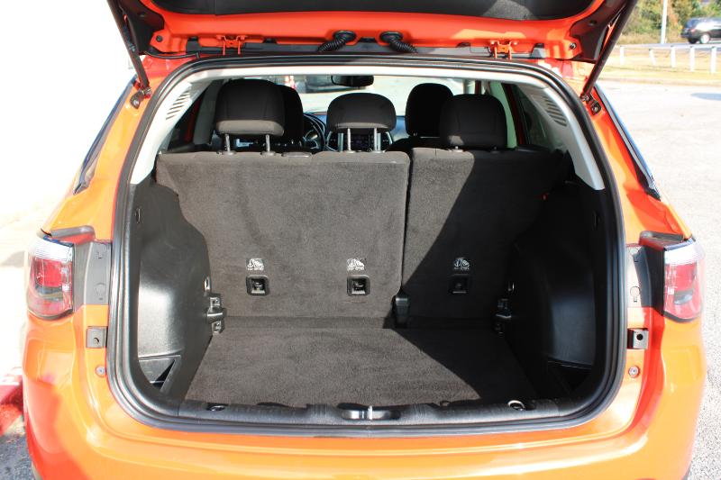 2017 Jeep Compass Sport photo 4