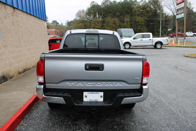 Toyota Tacoma TRD Off Road Double Cab 5' Bed V6 4x2 AT (Natl) 2017