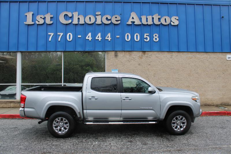 Toyota Tacoma TRD Off Road Double Cab 5' Bed V6 4x2 AT (Natl) 2017