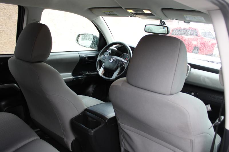 Toyota Tacoma TRD Off Road Double Cab 5' Bed V6 4x2 AT (Natl) 2017