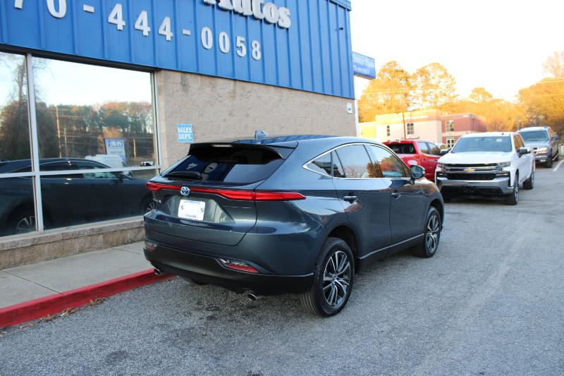 2024 Toyota Venza photo 3