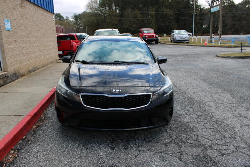 2017 Kia Forte LX S photo 2