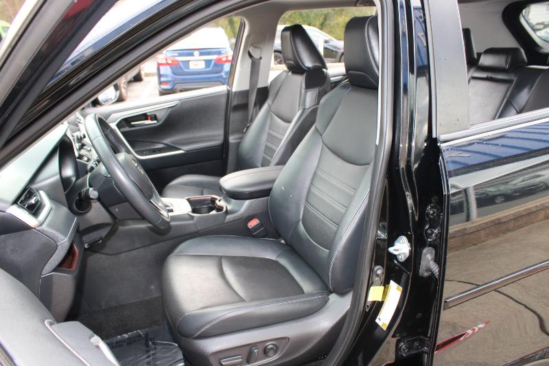 Toyota RAV4 Limited FWD (Natl) 2021