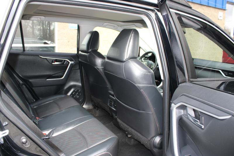 Toyota RAV4 Limited FWD (Natl) 2021