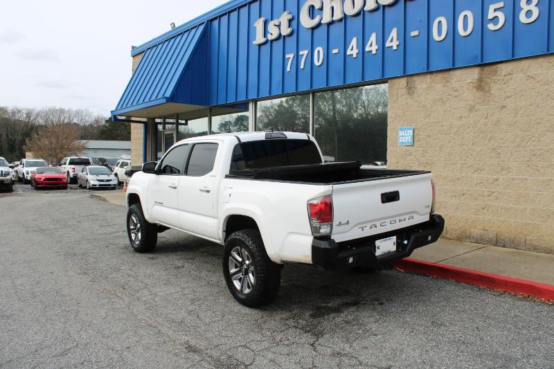 Toyota Tacoma Limited Double Cab 5' Bed V6 4x4 AT (Natl) 2017