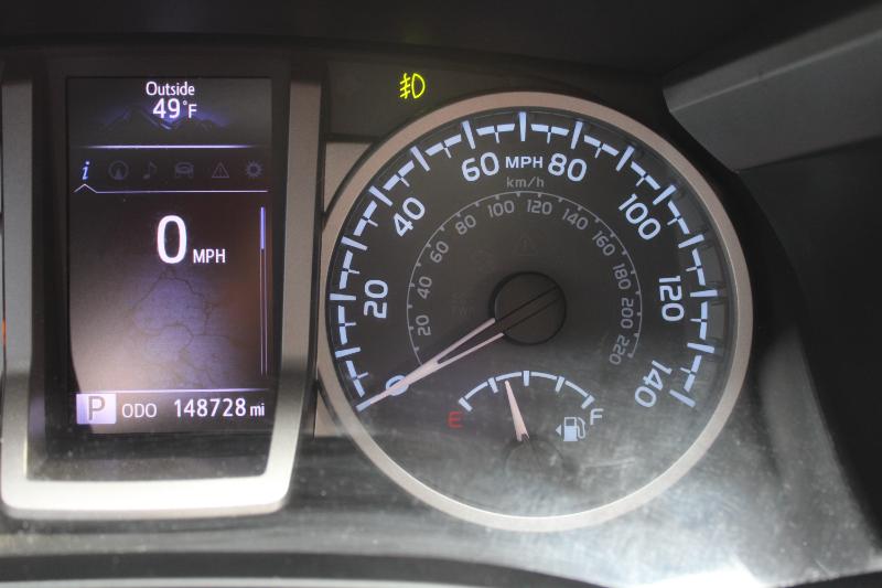 Toyota Tacoma Limited Double Cab 5' Bed V6 4x4 AT (Natl) 2017